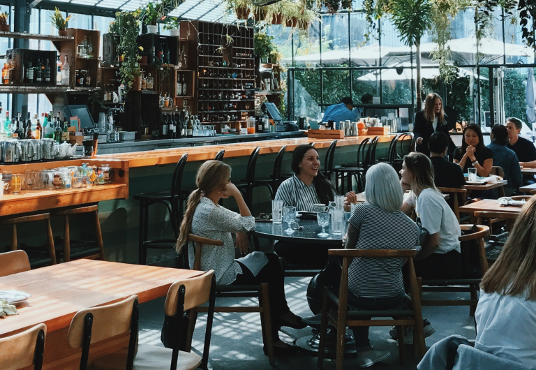 dine-in restaurant