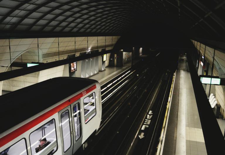 metro iinside a station